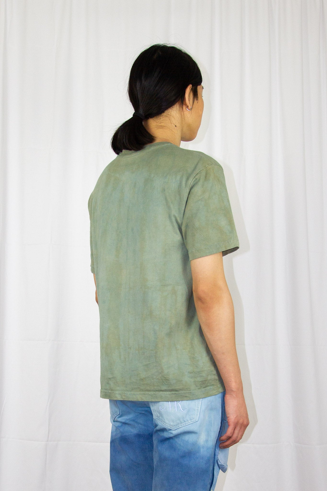 Le t-shirt indigo vert